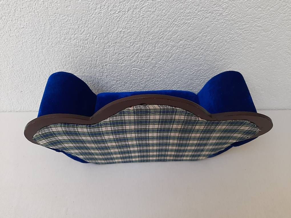 Divani: Puppensofa blau – Usato da Soyhieres venduto da chatons 4