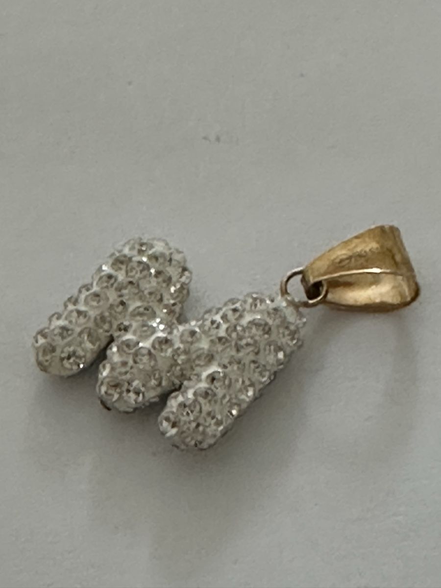 Pendentifs: Pendentif lettre M strass or jaune véritable  – D'occasion à Montreux par luc_w7cx 2