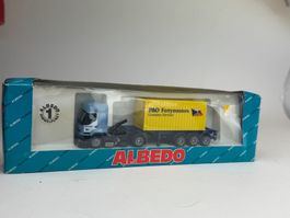 HR- Herpa Renault Containersattelzug P&O Ferrymaster