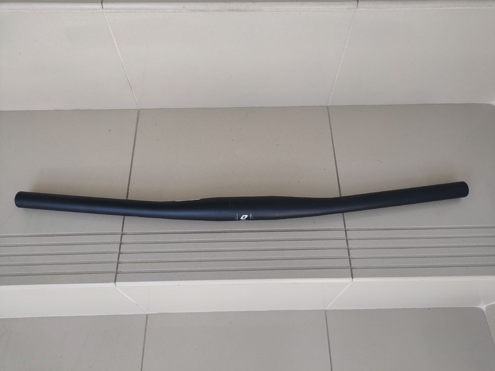 Pièces détachées: bicycle handlebar alloy 600/32 mm – Neuf (Voir description) à Eysins par kir_9kz8