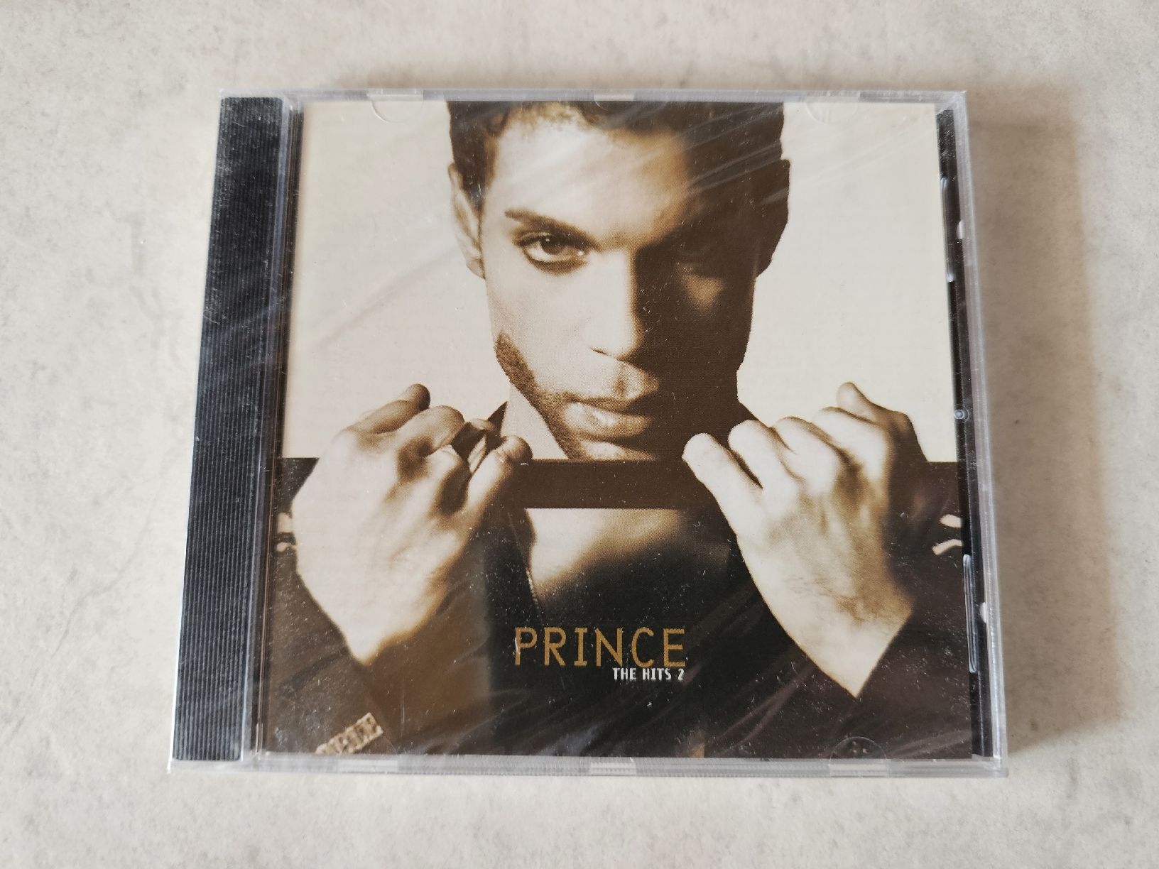 CD: Prince  -  The Hits 2  /  Fabrikneu – Nuovo e nell'imballaggio originale da Schneisingen venduto da backstore24