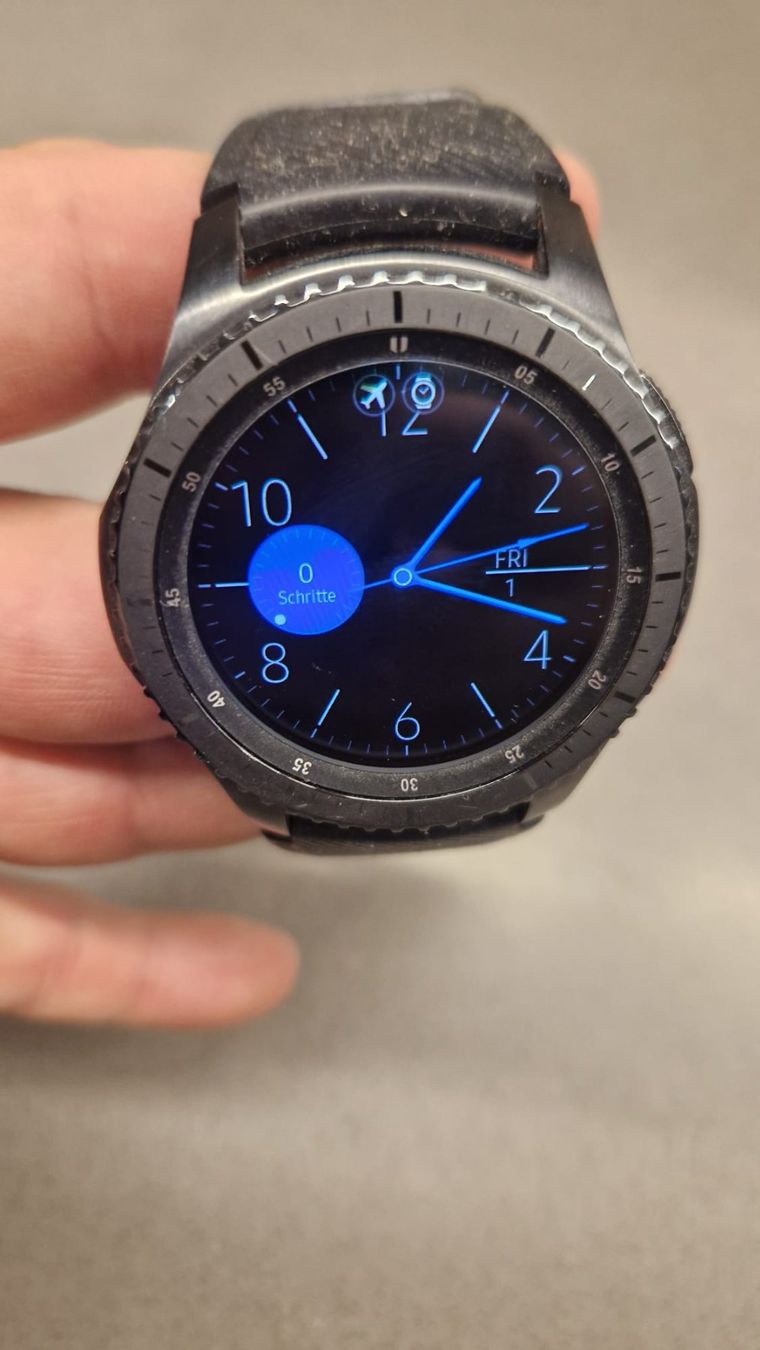 Samsung Smartwatch: Smartwatch Samsung Gear S3 Frontier – Usato da Solothurn venduto da Armada-3 1