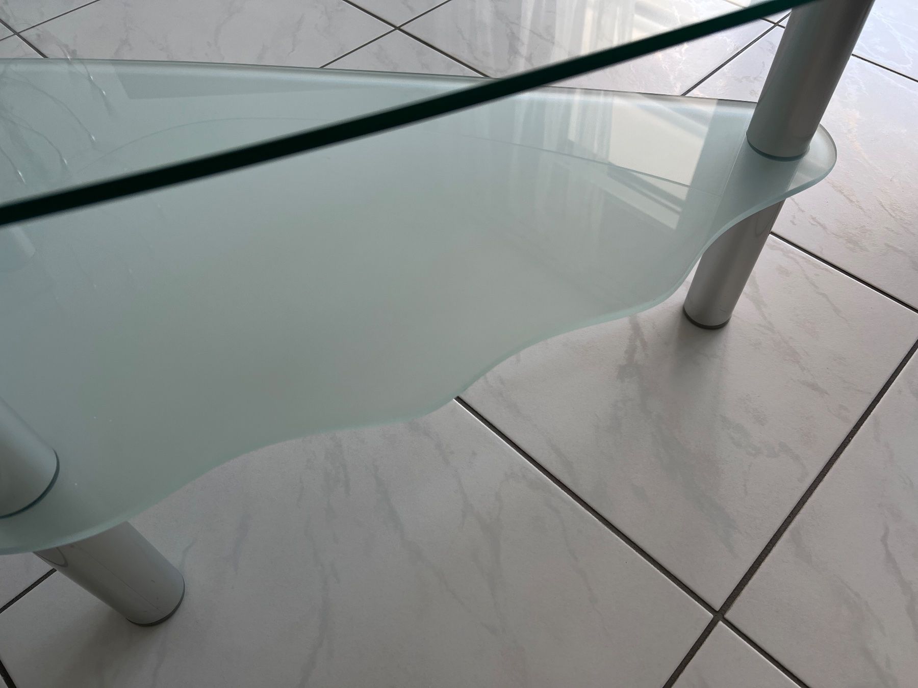 Tavoli: Salontisch Glas – Usato da Niederwangen BE venduto da alaskatrain 1