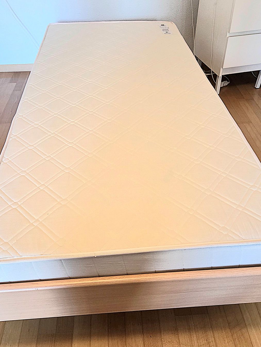 Micasa Betten: Bett MICASA  90 x 200 cm – Gebraucht aus Niederhasli von Mhew 5