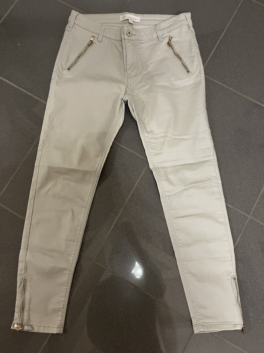 Zebra Pantaloni: Hose slim mit Schlitzen Zebra 38 neu – Nuovo (secondo la descrizione) da Birrwil venduto da vanyboo