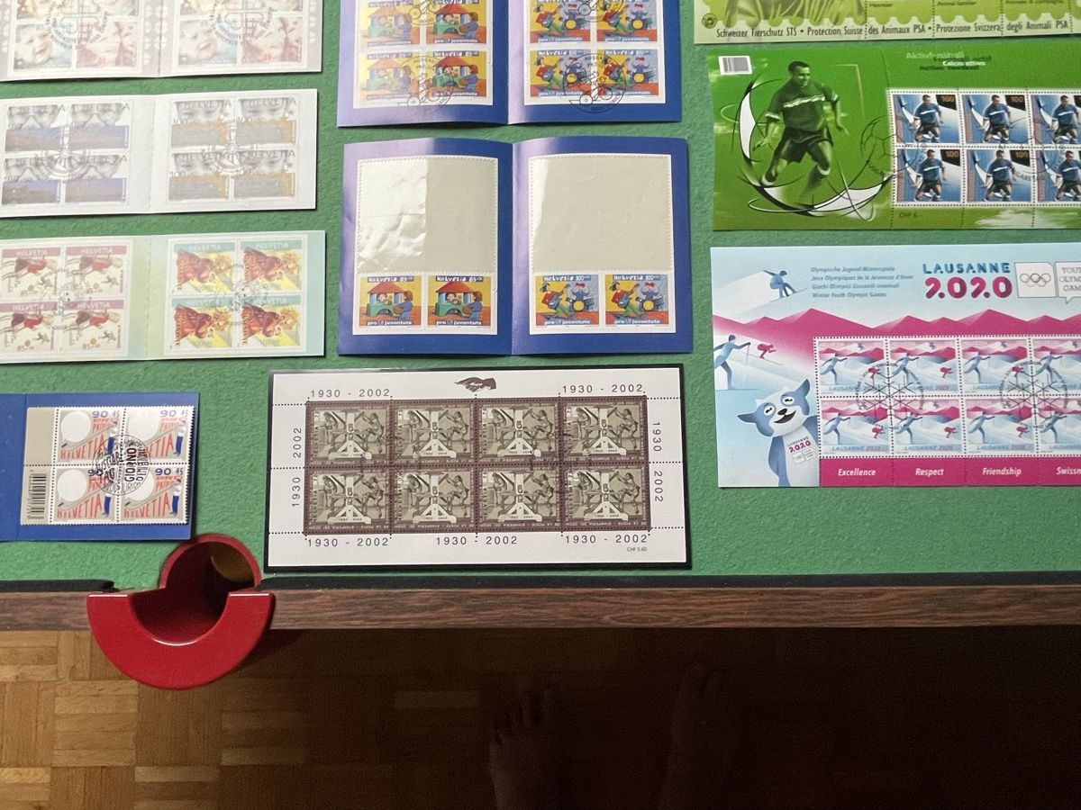 Alle Briefmarken: lot de feuille de timbres suisse. – Gebraucht aus peseux von laurencephil 6