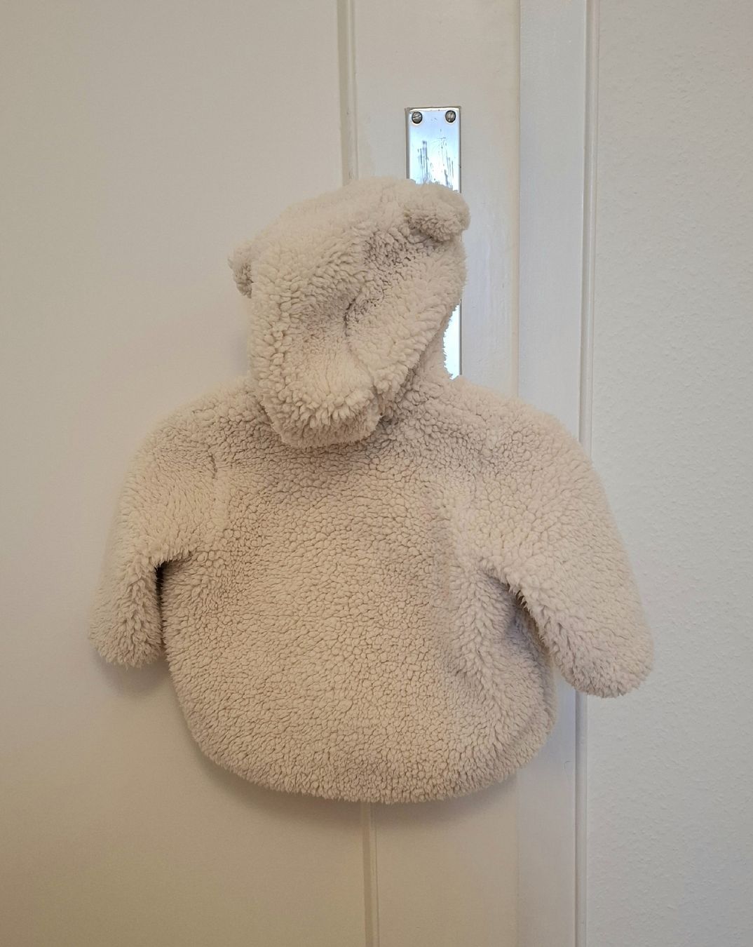 H&M Giacche & Cappotti: Veste peluche bébé H&M – Nuovo (secondo la descrizione) da Vevey venduto da latessinoise 2