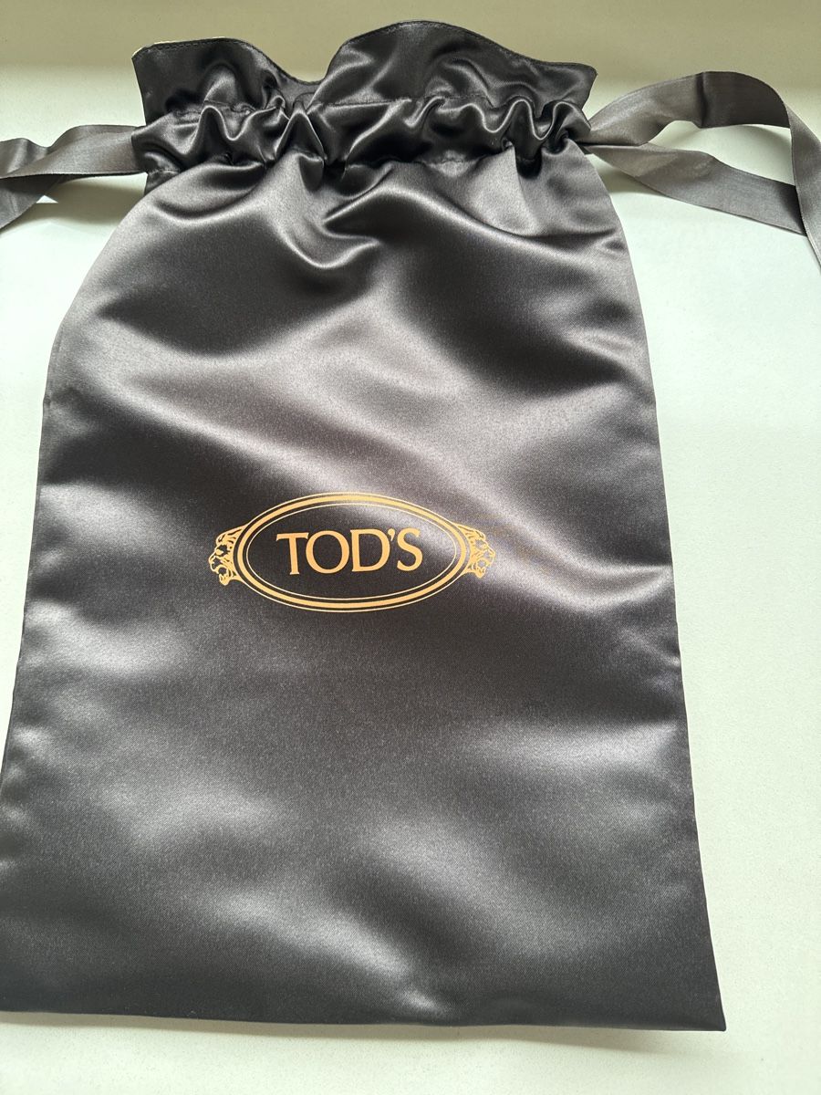 Tod'S Taschen: Staubbeutel Tods – Gebraucht aus Adligenswil von goverla11 4