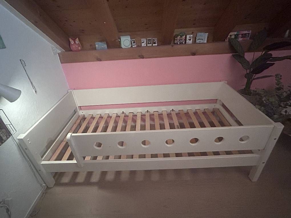 Letti: Flexa Kinderbett – Usato da Weite venduto da POster9476
