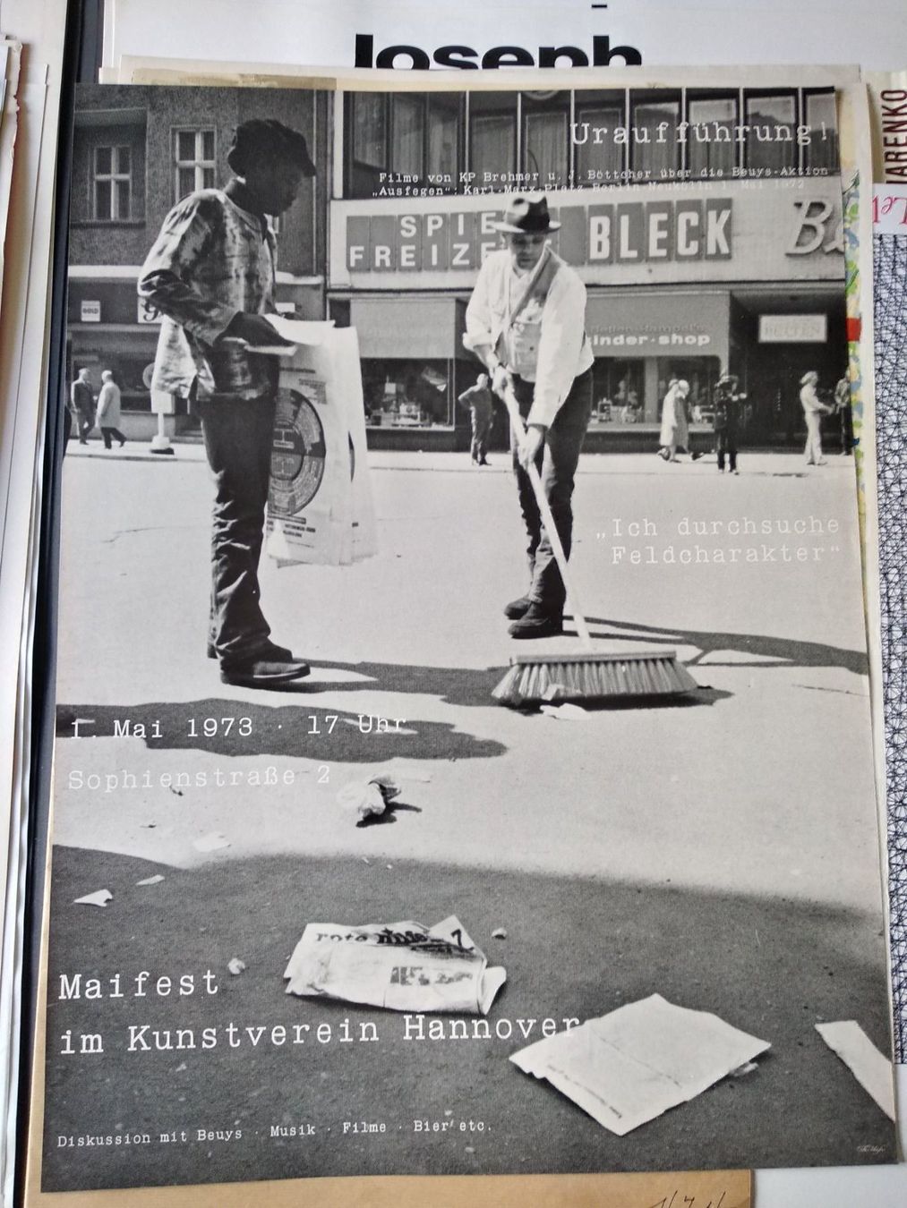 Foto & Immagini: JOSEPH BEUYS - URAUFFÜHRUNG – Usato da Goldach venduto da Gaip 1