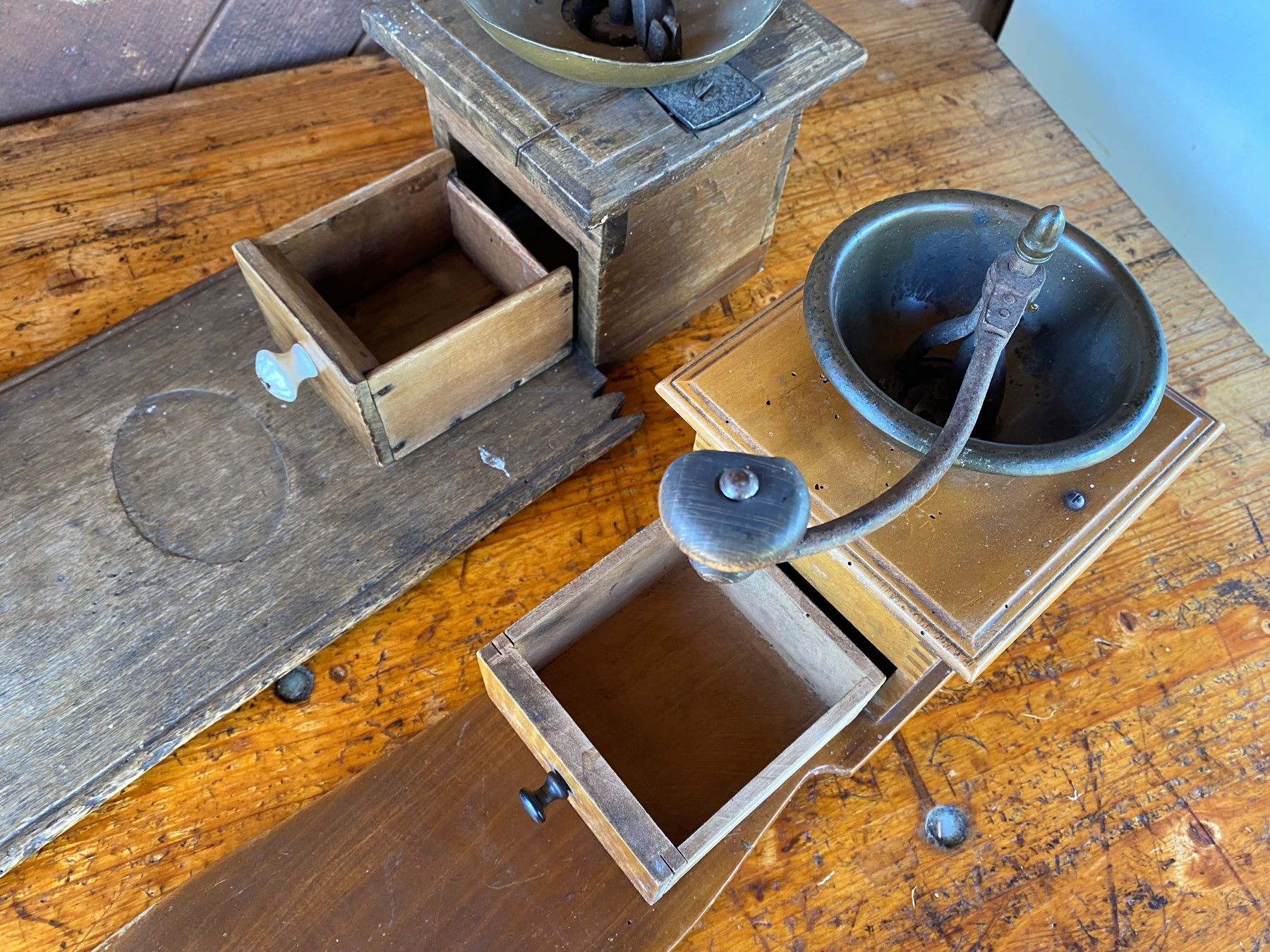 Elettrodomestici da cucina: 2 seltene antike Kaffeemühlen um 1900 – Usato da Feldbach venduto da Olive1 6