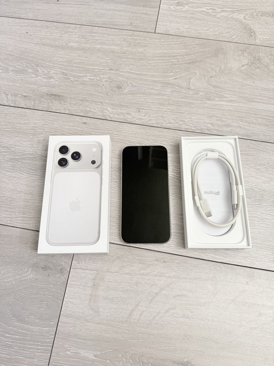 Apple Telefoni cellulari / Smartphones: i phone 15 pro 256 gb weiss – Usato da Schönenwerd venduto da Gabriel710 3