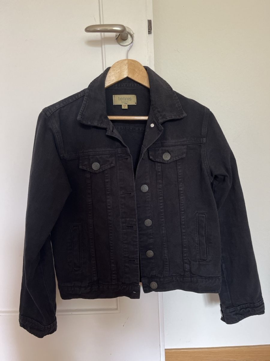 Giacche: Schöne schwarze Jeansjacke – Usato da Zürich venduto da Samichlaaus