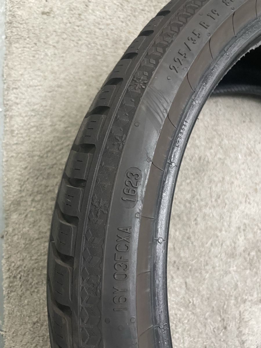 Pneumatici & Ruote complete: 2x Continental Winterpneu 225/35R19 – Usato da Sirnach venduto da MotionModular 5