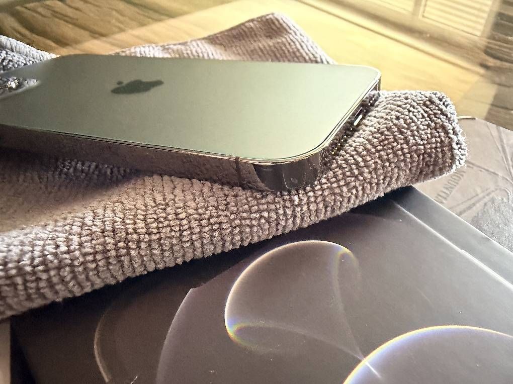 Telefoni cellulari / Smartphones: iPhone 12 Pro 128 GB - Neuwertiger Zustand – Usato da Hitzkirch venduto da DM_7 4