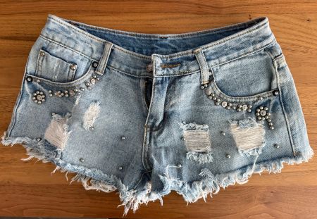 Hot Pants Shorts Gr. 36 Nieten Perlen Stein, Neu mit Etikett