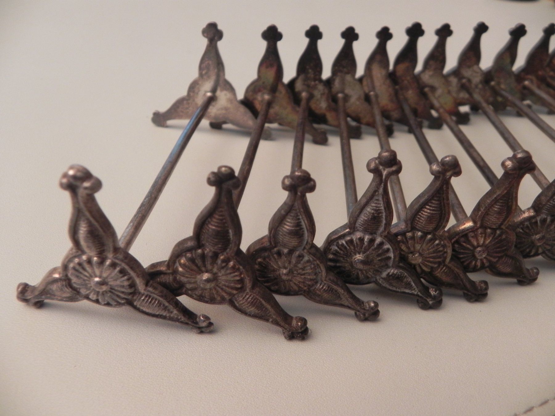 Set di posate: 12 alte Messerbänkchen versilbert - Jugendstil ? – Usato da Minusio venduto da Lory64 1
