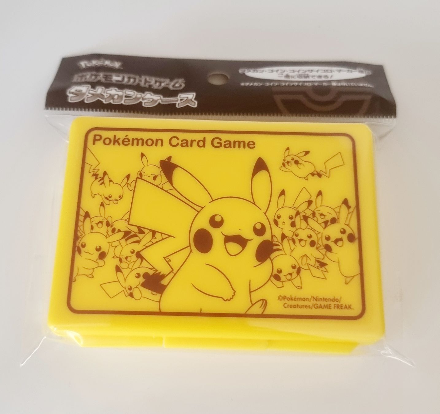 Pokémon Carte collezionabili: Etui protection Pikachu Cartes Pokemon – Nuovo e nell'imballaggio originale da Genève venduto da BBM 4