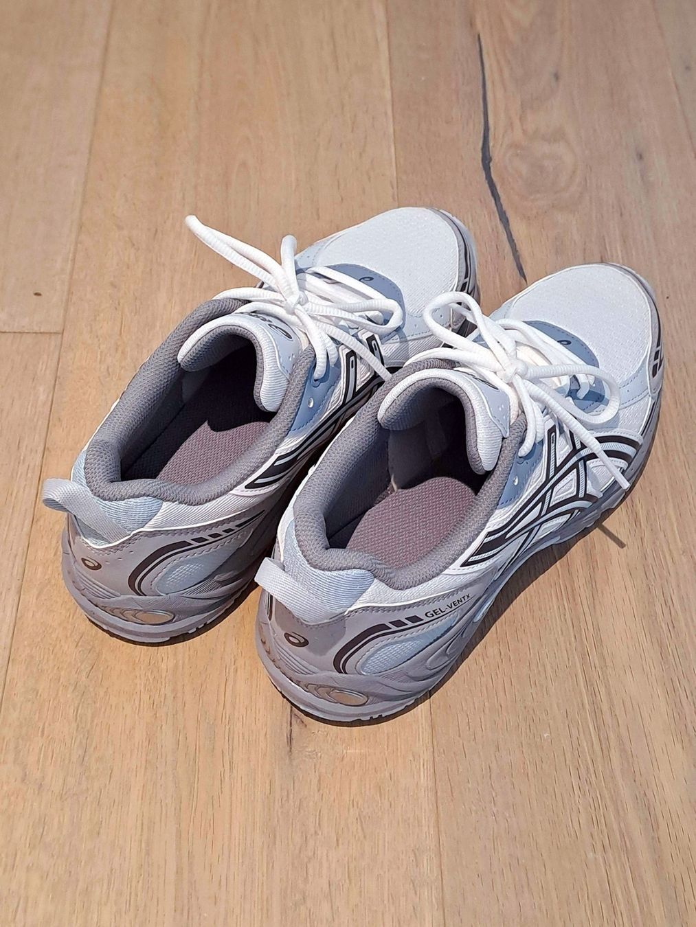 Asics Herrenschuhe: Asics SportStyle Gel Venture – Gebraucht aus Zürich von kon_9gbb 3