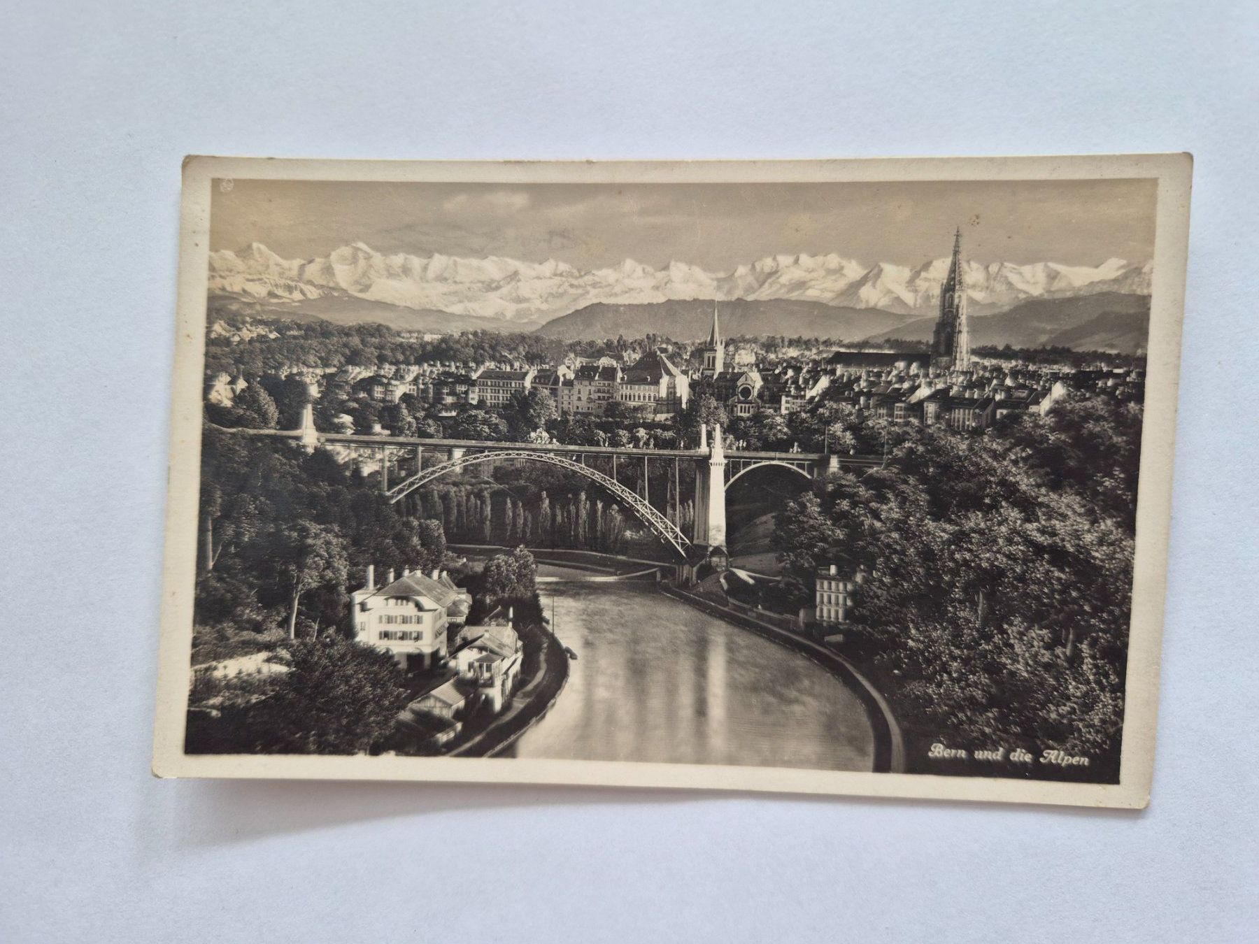 Cartoline postali: Ansichtskarte Bern mit den Alpen, gestempelt – Usato da Langendorf venduto da zvonu161