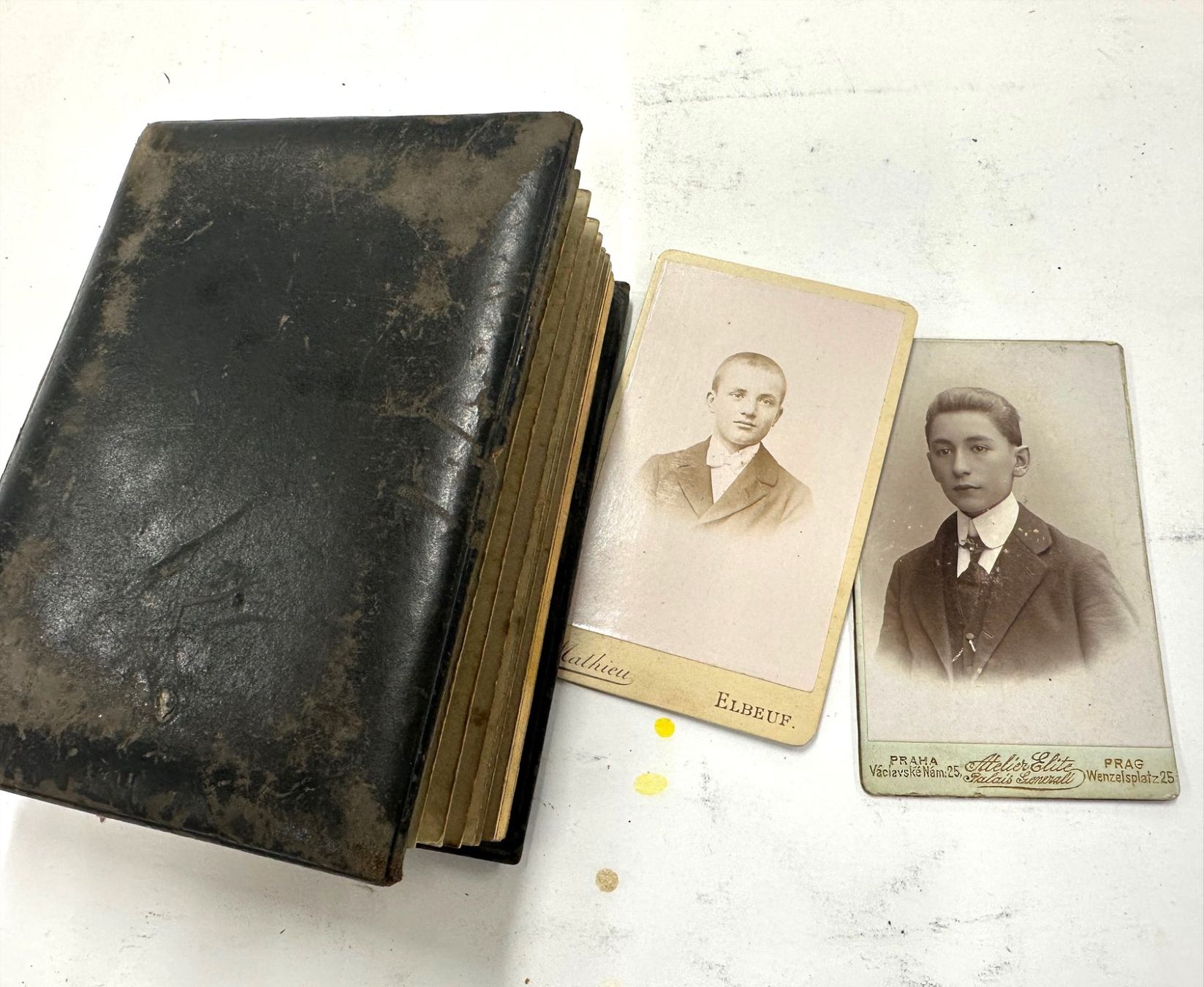 Album: Antikes Fotoalbum – Usato da St. Gallen venduto da winona04 1