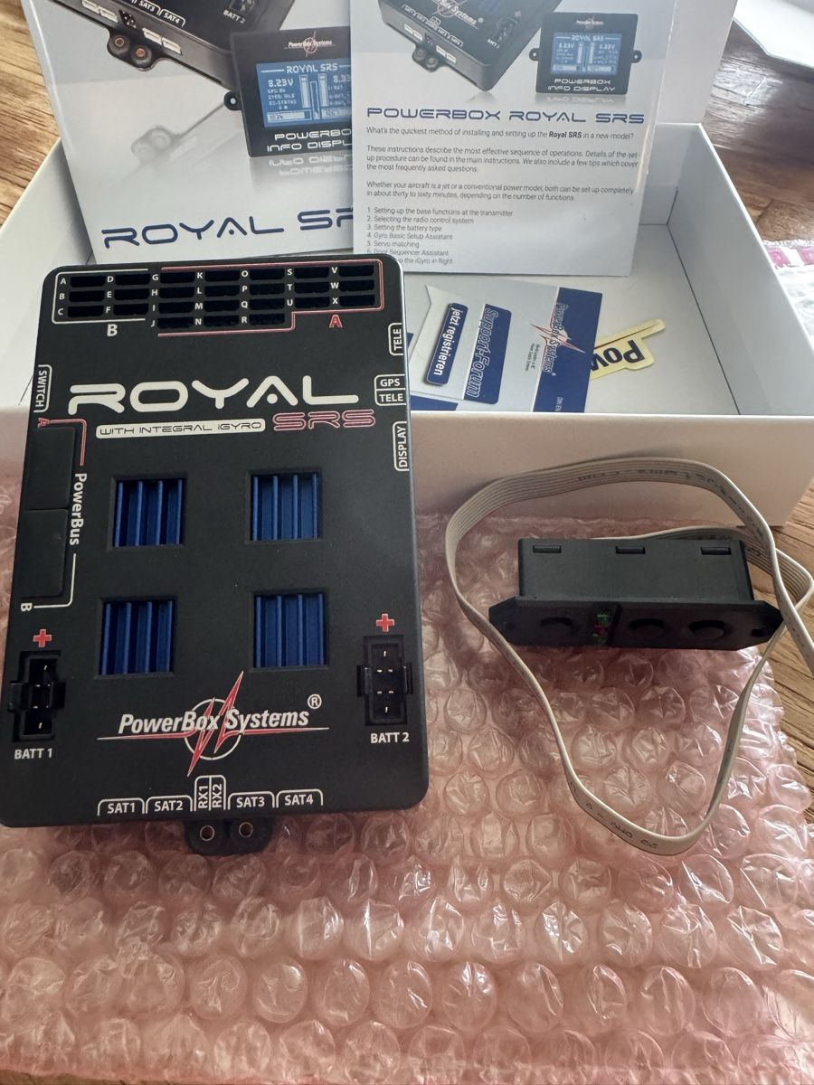 Powerbox Systems Telecomandi: Power Box Akkuweiche – Nuovo e nell'imballaggio originale da Wilen b. Wollerau venduto da Loonyacht 5