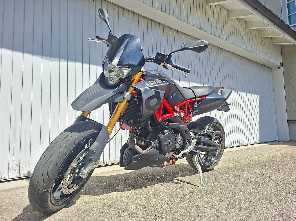 Strada: Aprilia Dorsoduro 900 – Usato da Thun venduto da leo_68pn 1