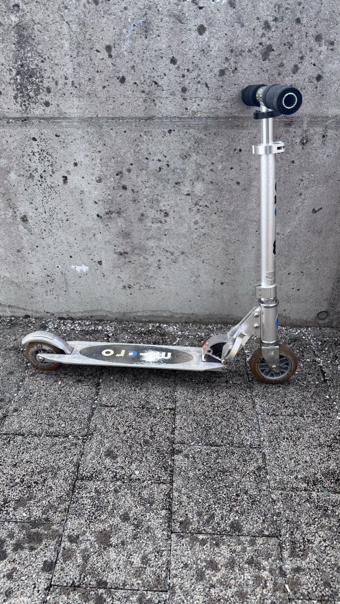 Micro Kickboard: Trottinette Micro en aluminium,  – Usato da Wolfhausen venduto da ResalePoint 2