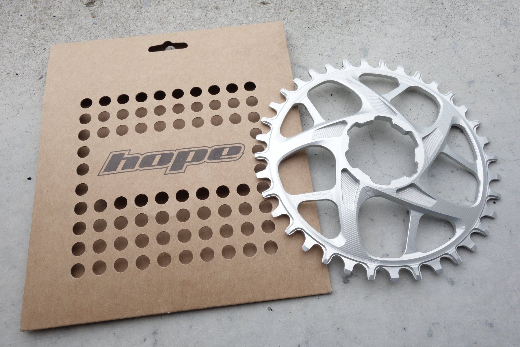 Hope Pezzi di ricambio: Hope Spiderless Kettenblatt 36T - Kein Boost – Nuovo (secondo la descrizione) da St. Gallen venduto da 8201 1