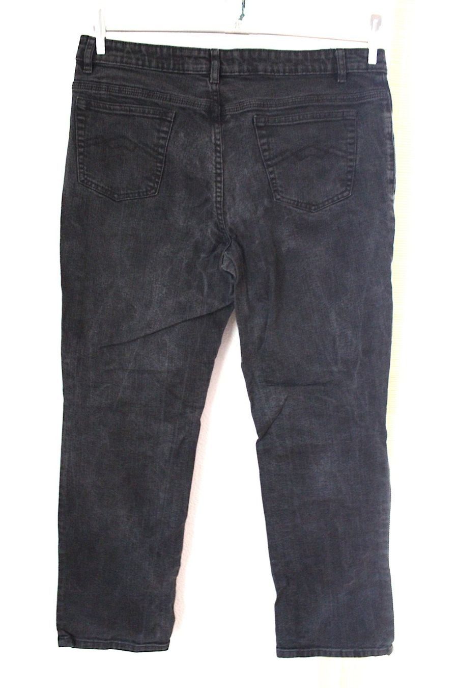 Jeans: Kaum getragene Schwarze Jeans , Gr. 44. – Usato da Locarno venduto da madame-tus-sauds 1