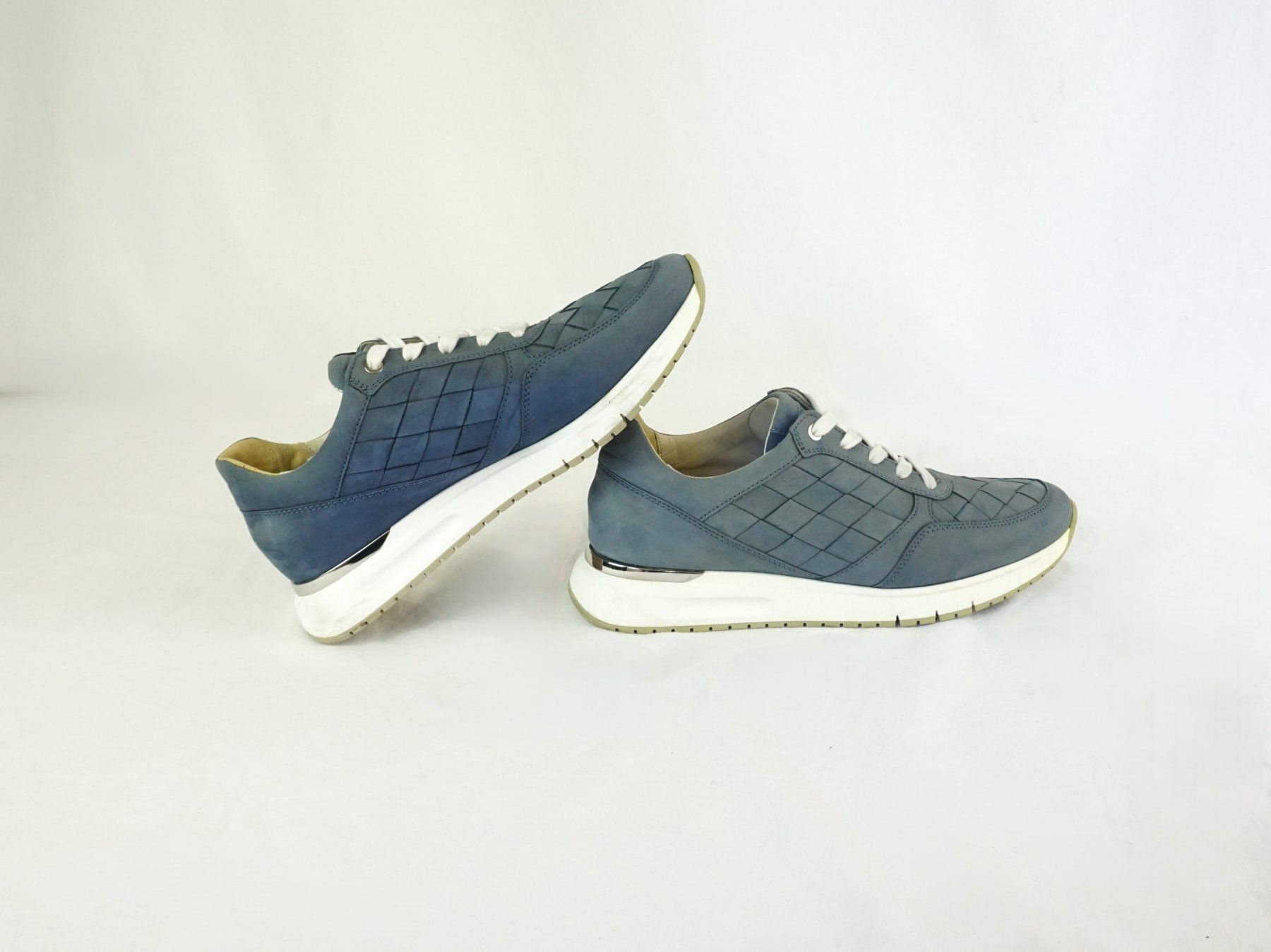 Gabor Chaussures femmes: Blaue Sneakers Gabor – D'occasion à Pratteln par Restwert_Pratteln 6