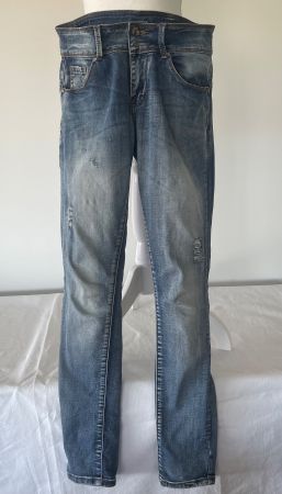 Coole Jeans Gr. M, stylische Waschung