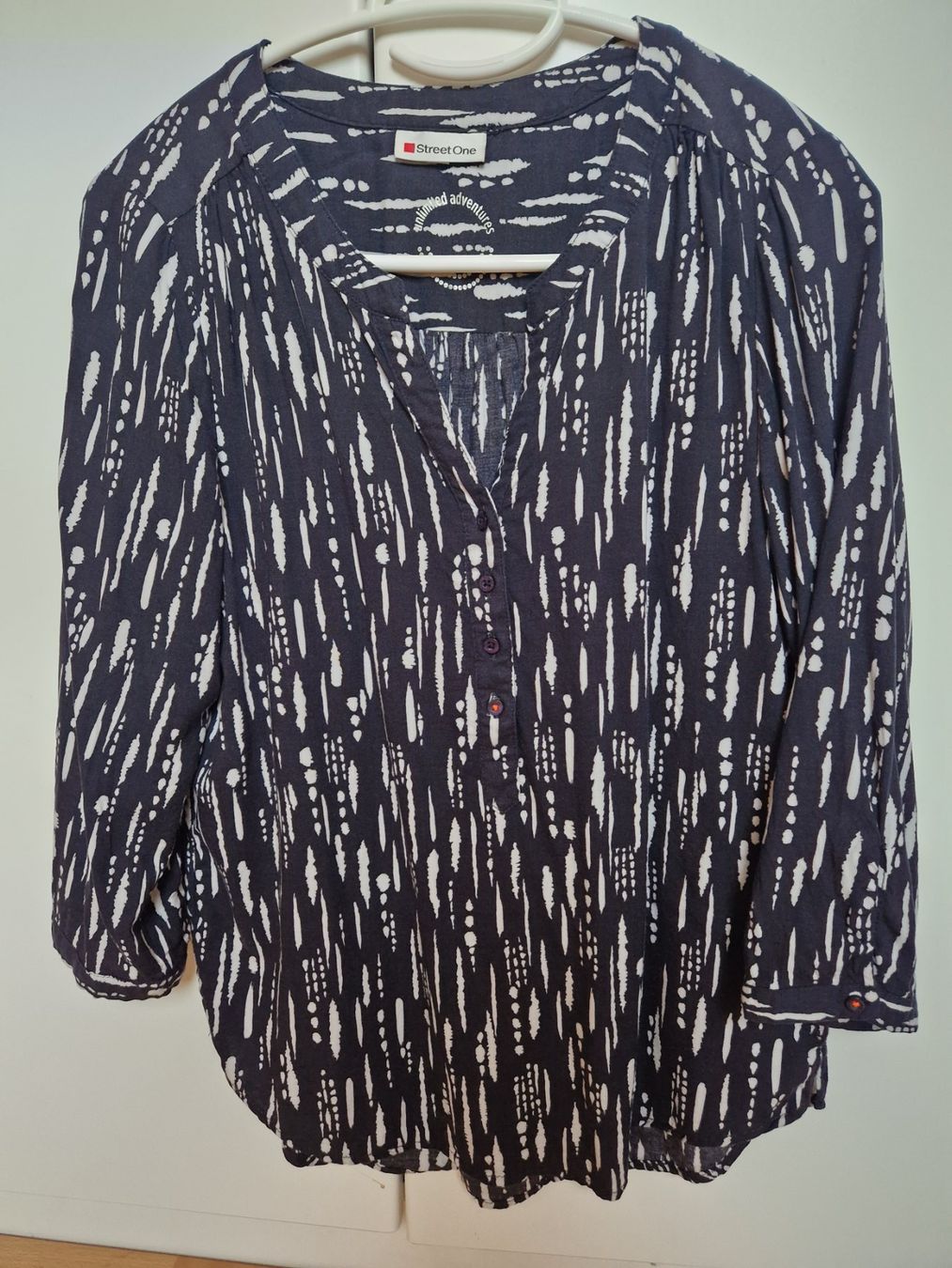 Camicette: Bluse – Usato da Zofingen venduto da PiaZ0102