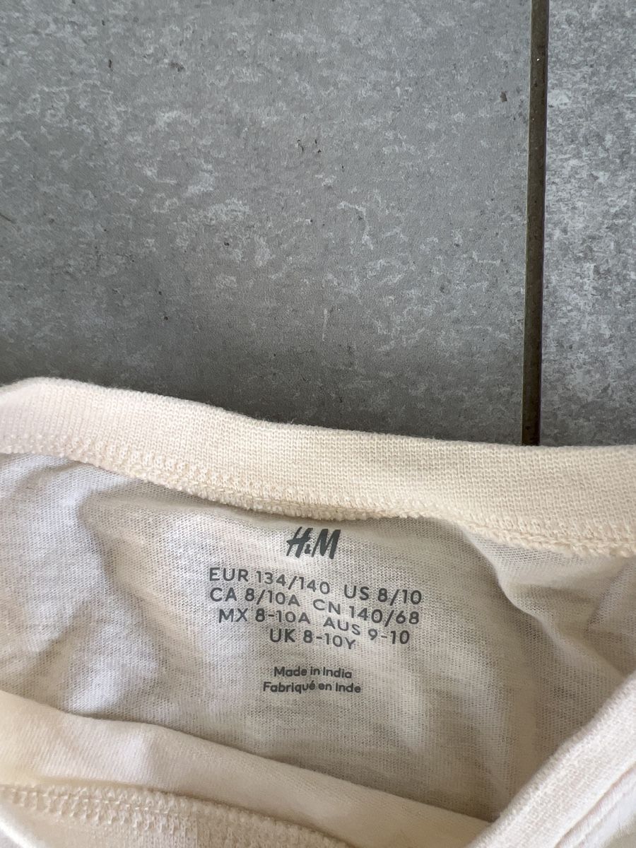 H&M Maglioni & Felpe: H&M Langarmshirt, Baum-Dino – Usato da Bottmingen venduto da ale3829 2