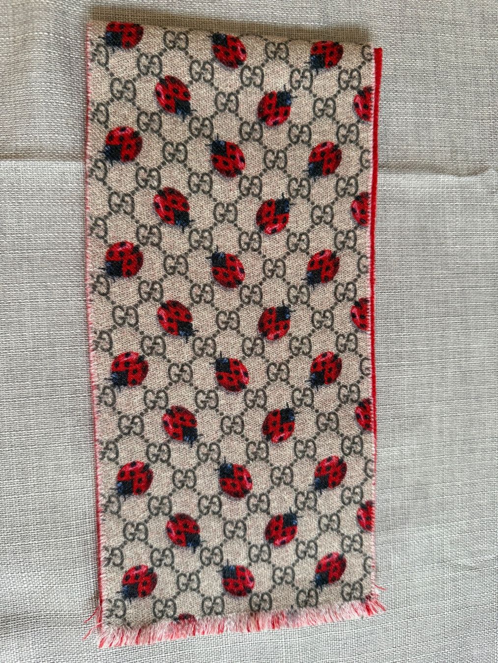 Gucci Altro abbigliamento per bambino: Gucci Schal für Kinder – Nuovo (secondo la descrizione) da Zollikofen venduto da Danijela1983 6