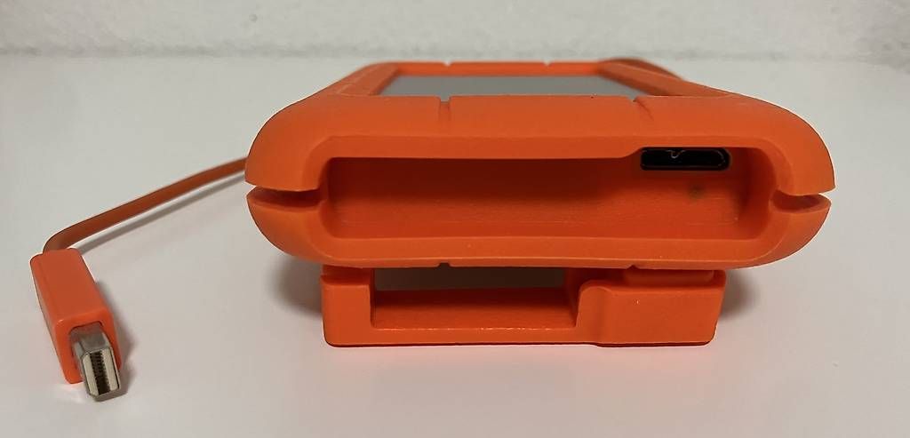 Lacie Dischi rigidi: Festplatte LaCie 2 TB – Usato da Schmerikon venduto da Amco 1