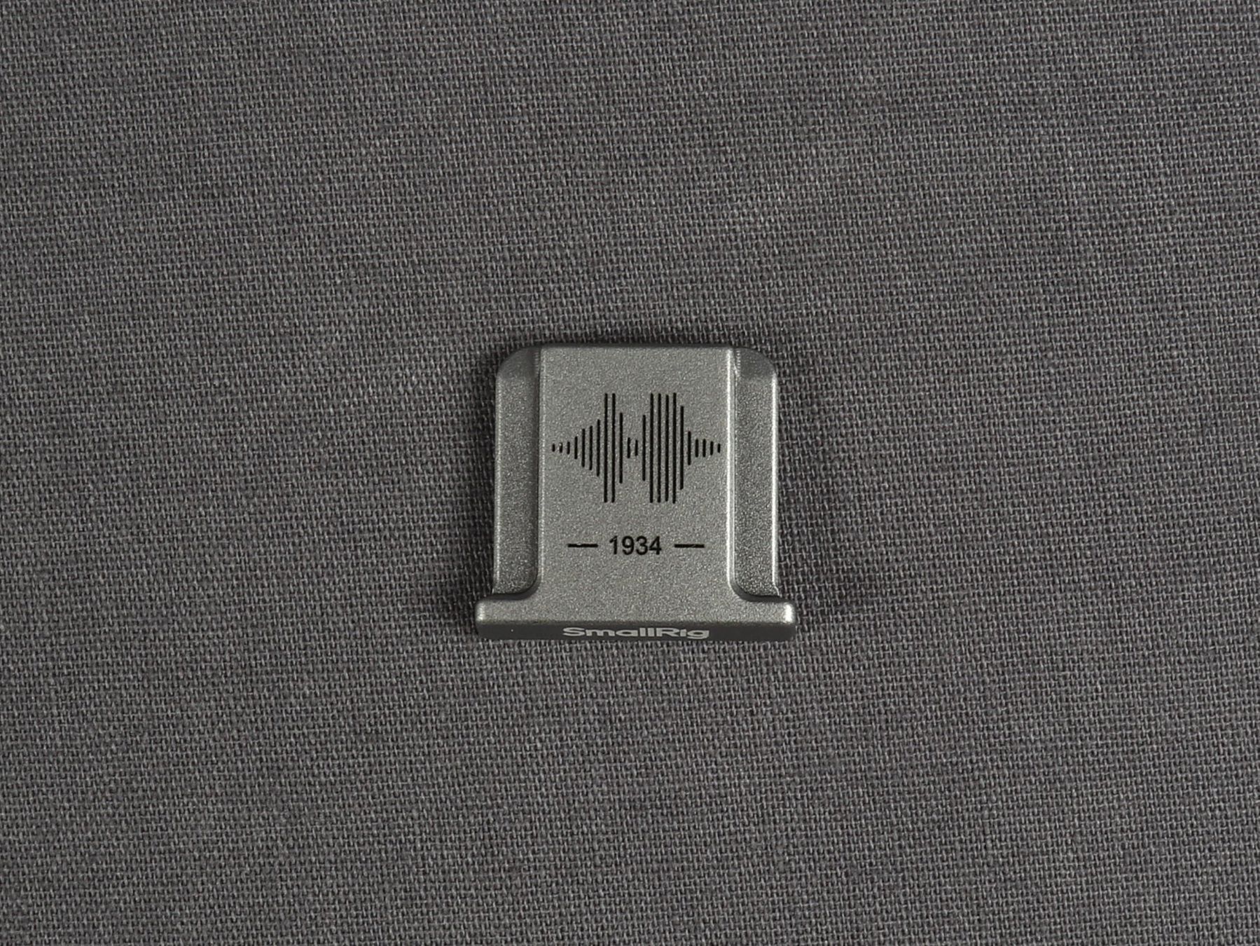 Smallrig Altri Accessori: SMALLRIG L-Shape Mount Plate with Handle for Fuji – Nuovo (secondo la descrizione) da Steinen venduto da Restwert_Steinen 5
