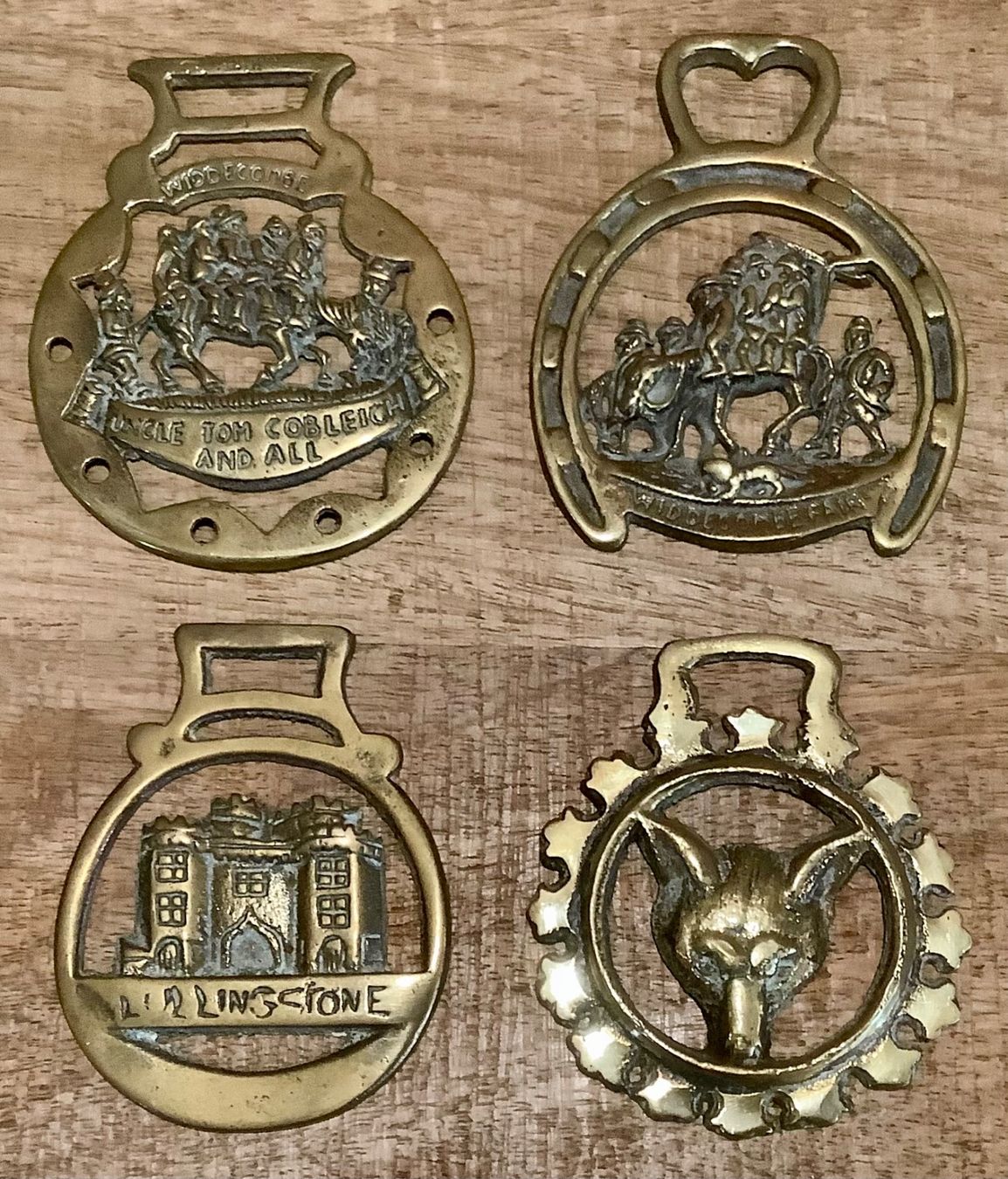 Médailles: 4 Staatsriemen Pferde Schmuck - Made in England – D'occasion à Root par ENGLAND-TREASURES