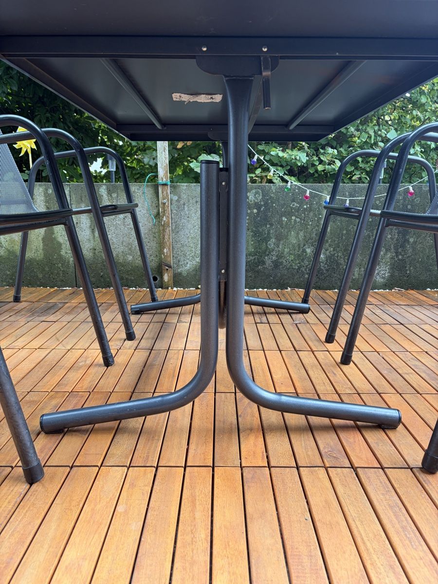 Set di tavolo e panche: Schaffner Gartentisch, mit 4 Stühlen – Usato da Wohlen AG venduto da Ralf2000 5
