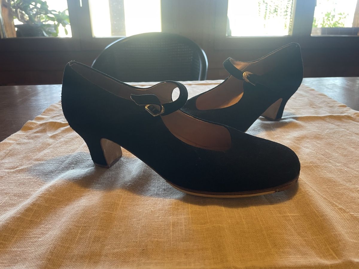 Scarpe da donna: Flamenco Schuhe – Usato da Toffen venduto da angie.4