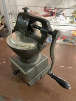 Antike Kaffeemühle Trösser, Handbetrieb, Rarität! 1960!