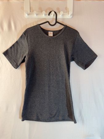 Graues Shirt Gr. M