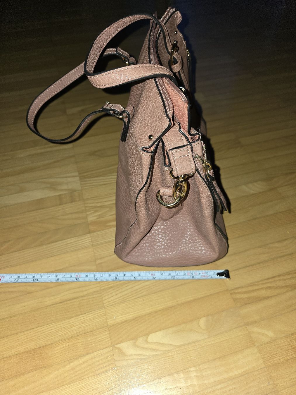 Taschen: Rosa Handtasche, ungetragen – Neu (gemäss Beschreibung) aus St. Gallen von A.W.128 1