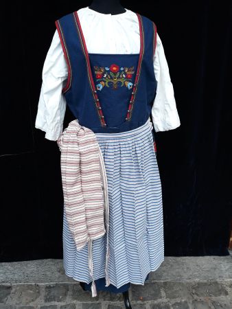Wunderschöne Schweizer Tracht, komplettes Set