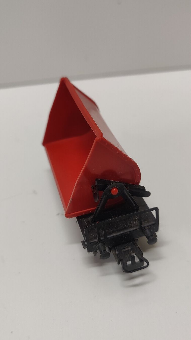 Märklin Modellini di ferrovie: Märklin Kippwagon H0 (L32) – Usato da Neuenhof venduto da bro_9zsg 4