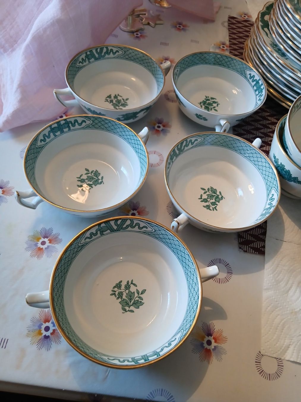 Set di piatti: GRAGON  MADE IN ENGLAND – Usato da Lichtensteig venduto da georgiospab.03 1