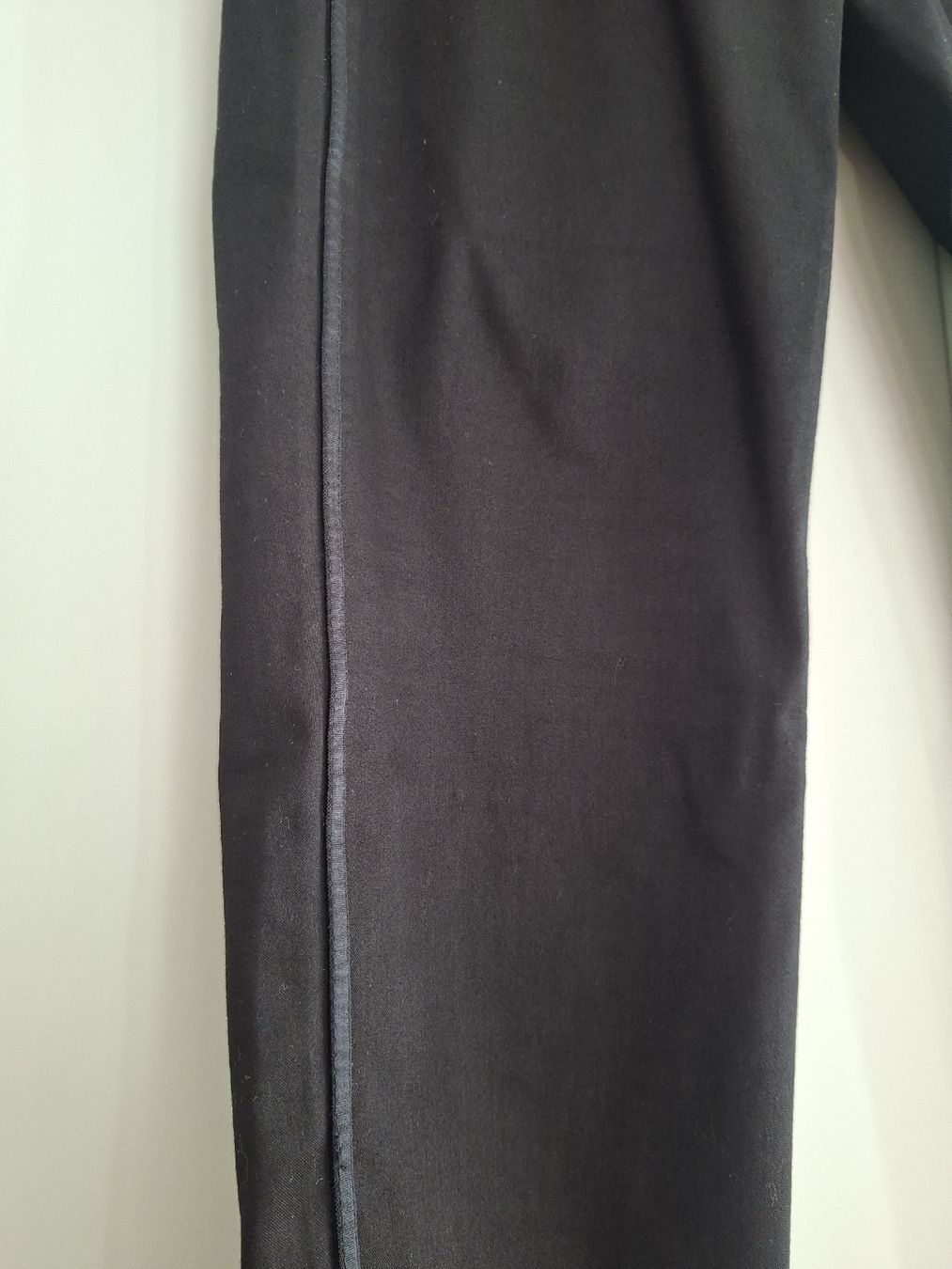 H&M Completi & Tailleur: Damensmoking – Usato da Oberengstringen venduto da Kimchimon 6