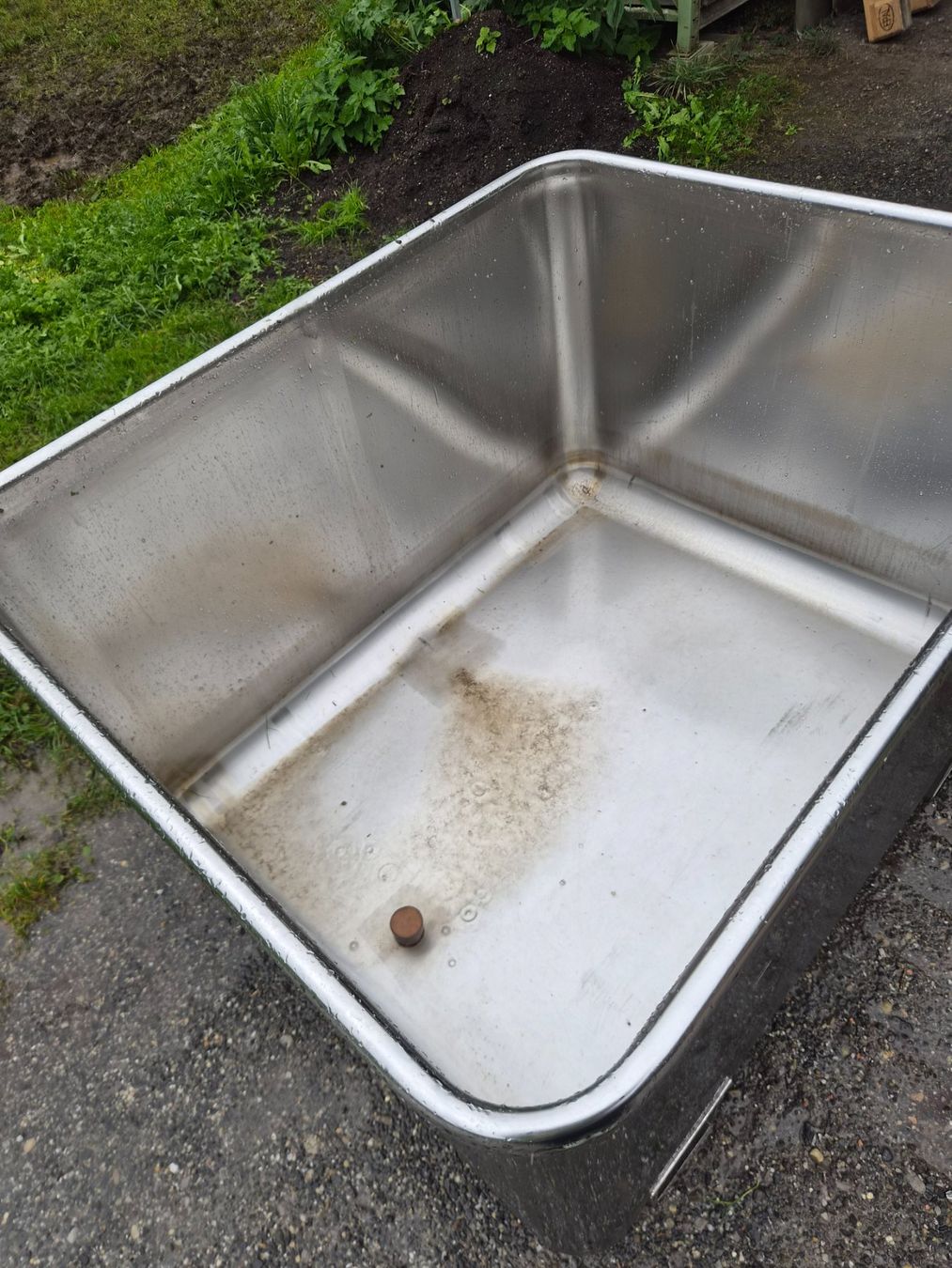 Autres accessoires p. véhicule: Wanne /Behälter Chromstahl – D'occasion à Eigenthal par dolomit02 1
