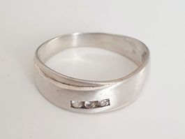 Schöner Silberring 925 mit Steinen, Grösse 19,4 mm💍