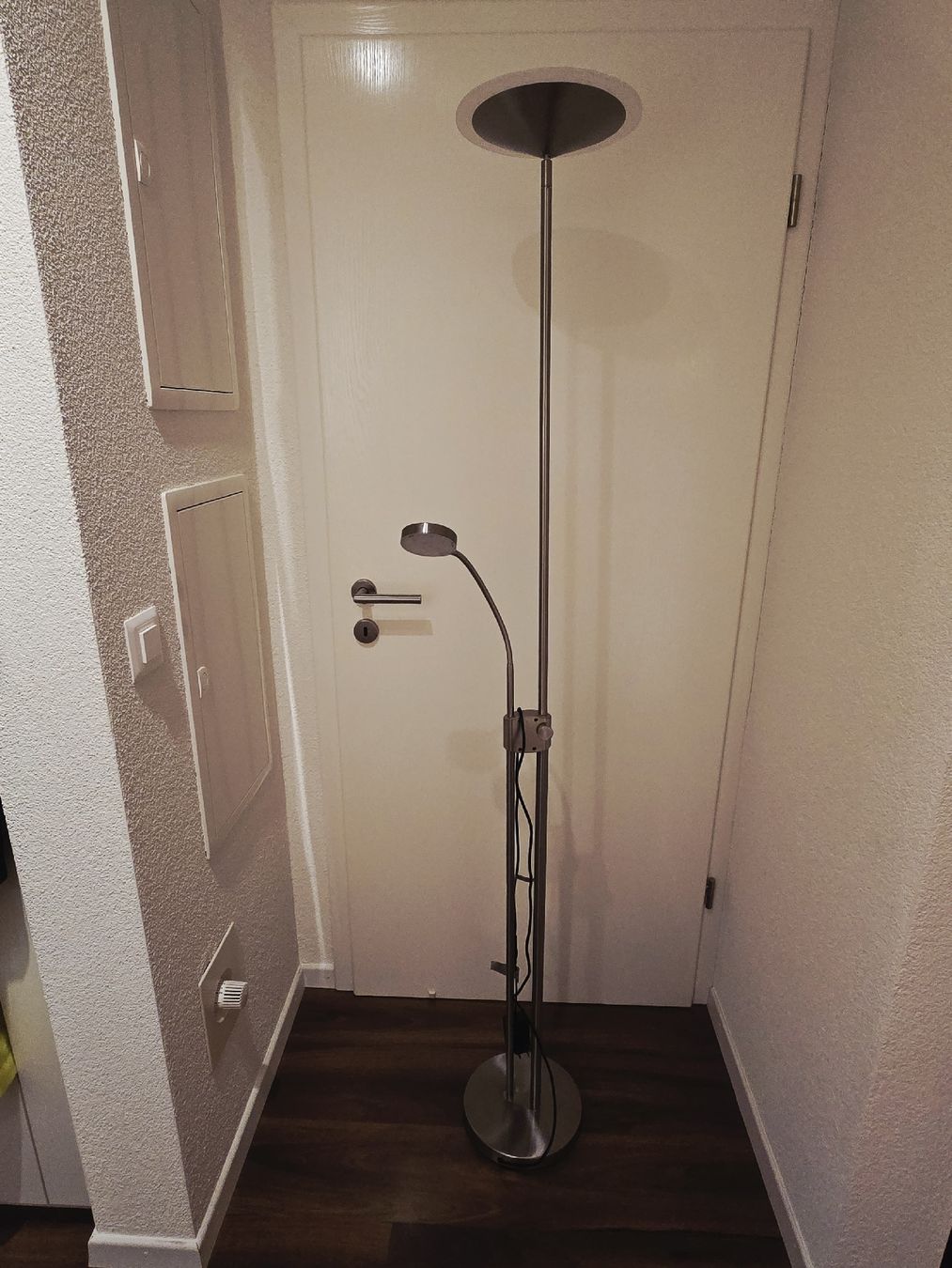 Lampade: Stehlampe mit Leselicht, dimmbar – Usato da Elgg venduto da Fufu28